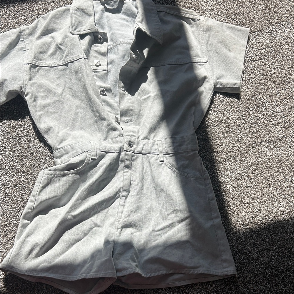 Zara Gray Short-Sleeve Jumpsuit